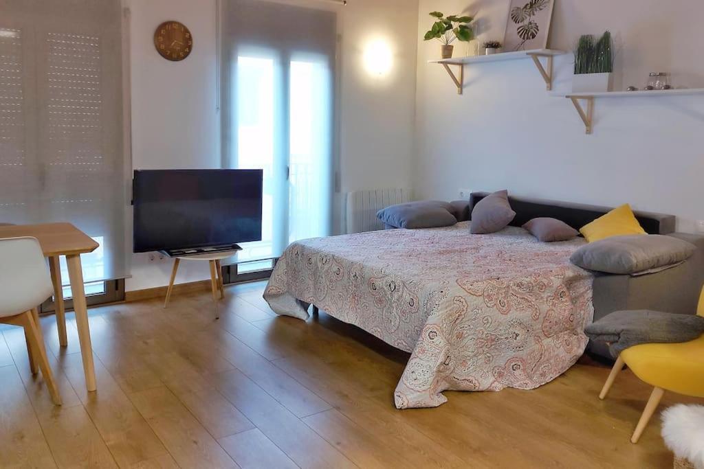 Ferienwohnung Precioso Apartamento Duplex En El Centro De Olot Exterior foto